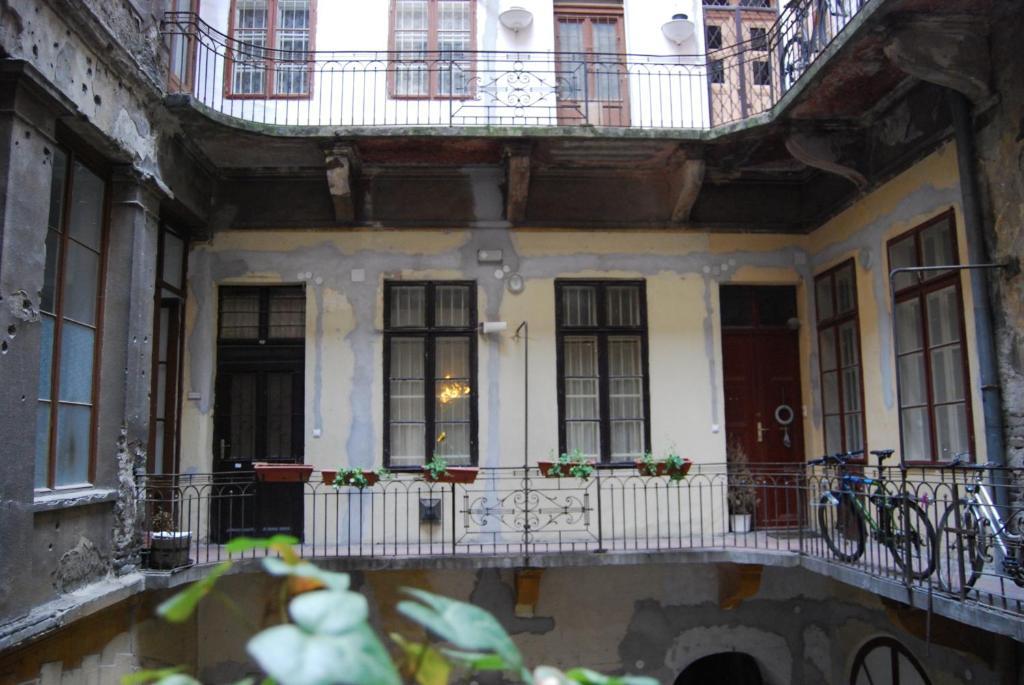 Budapest Centrum Cozy Hostel Экстерьер фото